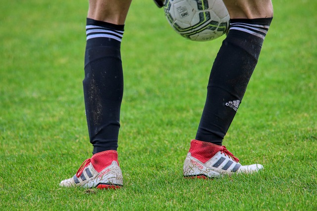 明知阿隆索镇不住巨星，皇马当初为啥还要请他？