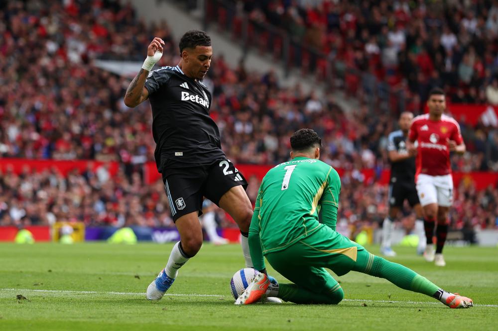 斯基拉：德罗西执教的热那亚想从罗马租借皮西利